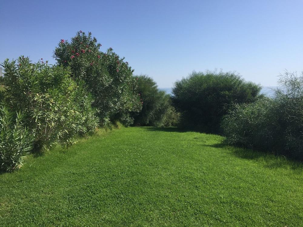 Al Mare Kiotari